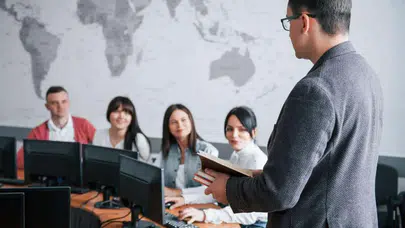 2026 Akademik Personel Maaşları Ne Olacak? Araştırma Görevlisi, Doçent ve Profesör İçin Güncel Bilgiler