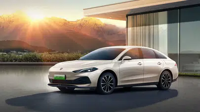 Roewe M7 DMH, Egea ve Sandero'dan Daha Ucuz Olabilir Mi?