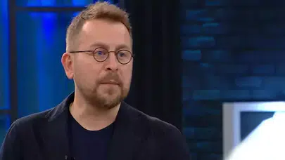 Ünlü şef Ömür Akkor kimdir, kaç yaşında ve nereli? Hangi kitapları yazdı, nerelerde çalıştı?