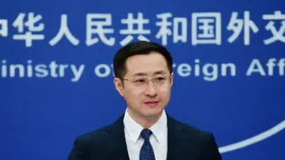 Çin, ABD'nin İran ile İş Yapan Ülkelere Uyguladığı Gümrük Vergisine Tepki Gösterdi mi?