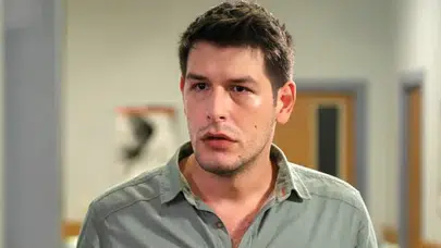 Fırat Albayram kimdir ve kariyeri hakkında merak edilenler nelerdir?