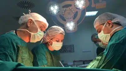 Dünyada İlk Başarılı Organ Nakli Ne Zaman Gerçekleşti ve Nasıl Yapıldı?