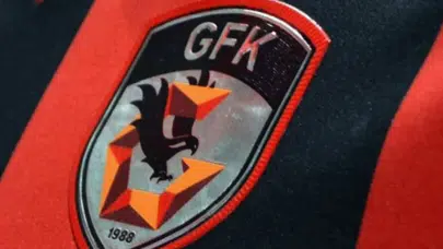 Gaziantep FK, Kocaelispor Maçında İlk 15 Dakikada İki Kırmızı Kartla Şok Oldu mu?