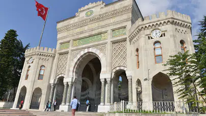 İstanbul Üniversitesi yarın tatil  mi?