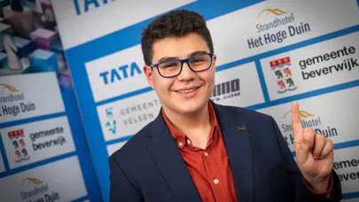 Büyükusta Yağız Kaan Erdoğmuş, Tata Steel Satranç Turnuvası'nda dünya beşincisini yendi