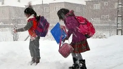 Hakkari'de beklenen kar yağışı nedeniyle eğitime ara verildi mi?