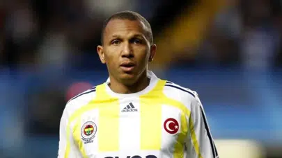 Fenerbahçe, geleceğini Mehmet Aurelio'ya emanet etti