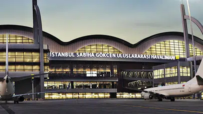 İstanbul Sabiha Gökçen Havalimanı'nda Fırtına Nedeniyle Uçuş İptalleri Yaşanıyor Mu?
