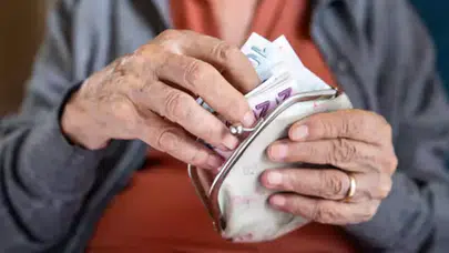 Ramazan Bayramı Öncesi Emeklilere İkramiye Müjdesi Gelecek Mi?