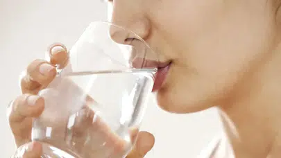 Kış Aylarında Su ve Meyve Tüketimi Ne Olmalı? Uzmanlar Uyarıyor