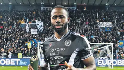 Galatasaray, İtalya Seferinde Forvet Pozisyonuna Keinan Davis'i Mi Eklemeyi Planlıyor?