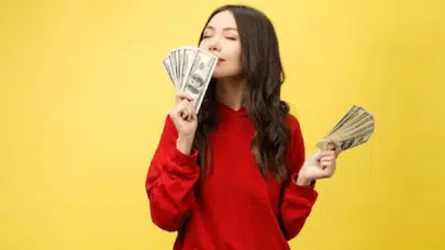 2026 Yılında Maddi Kaygılarından Kurtulacak 5 Burç Hangileri Olacak?