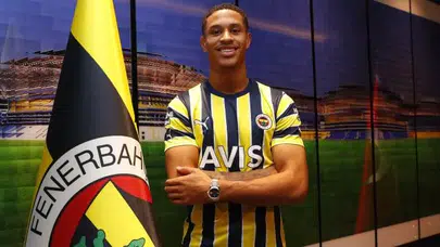 Oosterwolde için Roma'nın ilgisi ne anlama geliyor ve satın alma opsiyonu var mı?