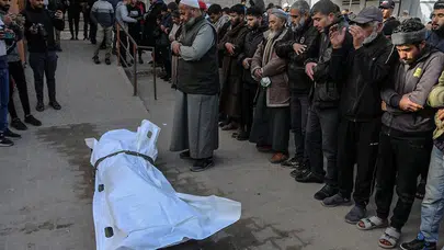 Gazze'de can kaybı 71 bin 660'a yükseldi