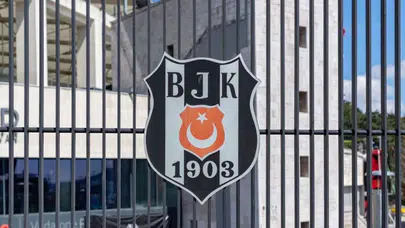 Beşiktaş Futbol Yatırımları 2025'in İlk Yarısında Neden 787 Milyon TL Zarar Açıkladı?