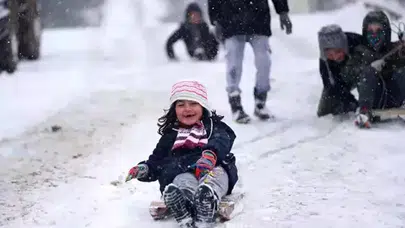 Gaziantep'te 2 Ocak Cuma Günü Okullar Tatil Mi? Valilikten Açıklama Geldi