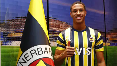 Fenerbahçe'de Jayden Oosterwolde'nin Geleceği Ne Olacak?