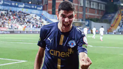 Yasin Özcan kimdir, kaç yaşında ve nereli? Yasin Özcan hangi takımda oynuyor?