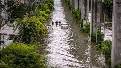 Tayland'da şiddetli yağışların yol açtığı sellerde 1,17 milyondan fazla hane etkilendi