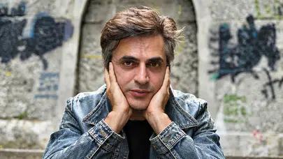 Teoman, Arnavutköy'de Genç Bir Kadınla Görüntülendi Mi? Yeni Bir Aşk Mı Söz Konusu?