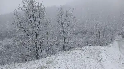 Manisa’nın yüksek kesimleri beyaza büründü!