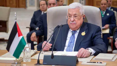 Filistin Devlet Başkanı Mahmud Abbas Genel Seçimleri Erteledi