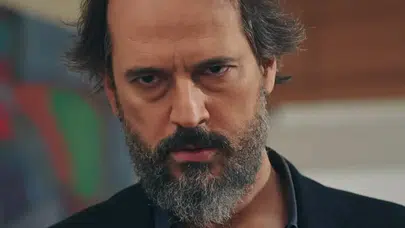 20 yıl sonra tiyatroya dönüş : Timuçin Esen ve Funda Eryiğit hangi oyunla sahne alacak?
