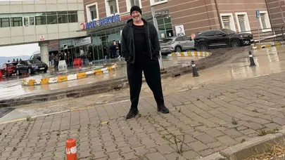 Cem Yılmaz kalp krizi sonrası yeniden hastanede