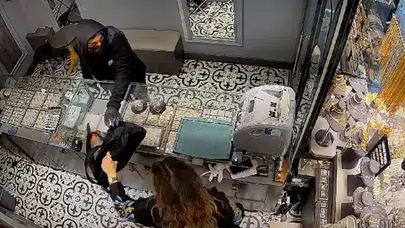 Antakya'da kuyumcu soygunu girişimi : Şüphelilerden biri hayatını kaybetti