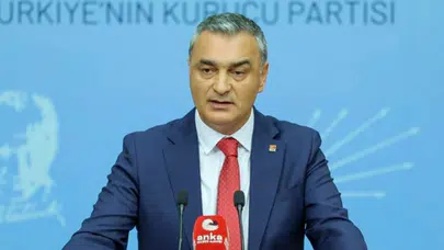 CHP Sözcüsü Müslim Sarı: Özgür Özel'e ilk defa katılıyorum; Partisini satıp gidenler haindir