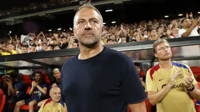 Hansi Flick, Galatasaray Maçını Değerlendirirken Takımıyla Gurur Duyduğunu Belirtti
