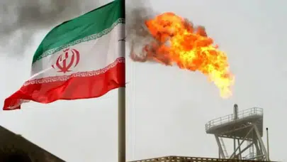 İran Petrol Bakanı Muhsin Paknejad Görevinden İstifa Etti