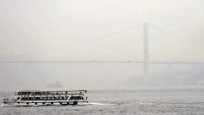 İstanbul'da olumsuz hava koşulları: Vapur seferleri iptal edildi