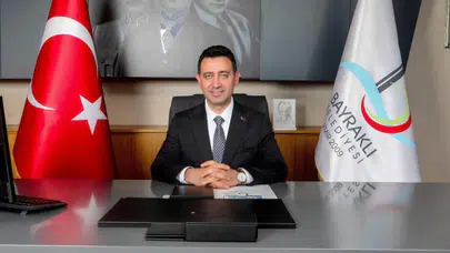 Bayraklı Belediye Başkanı İrfan Önal, CHP'den istifa etti