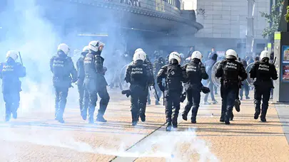 Brüksel ve Liege'de Eğitim Protestoları Şiddet Olaylarına Dönüştü