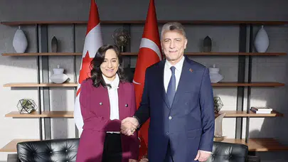 Türkiye ile Kanada Arasında Stratejik Ticaret Ortaklığı Başladı