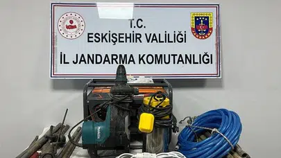 Eskişehir'de kaçak kazı yapan 5 şüpheli suçüstü yakalandı
