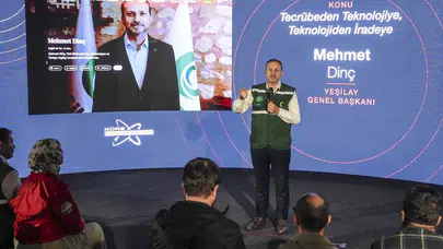 Yeşilay Başkanı Mehmet Dinç'ten TEKNOFEST'te 'tecrübe ve irade' mesajı