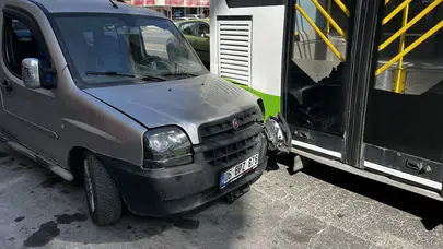 Kayseri'de Akraba Kavgası: Bıçaklı Saldırgan Kaçarken Otobüse Çarptı