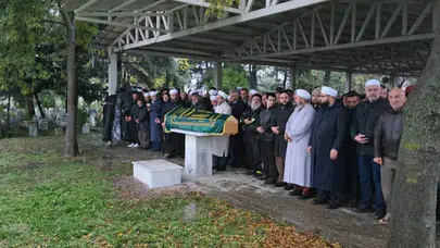 İstanbul'daki Sel Felaketinde Elektrik Akımına Kapılan 14 Yaşındaki Çocuk Defnedildi