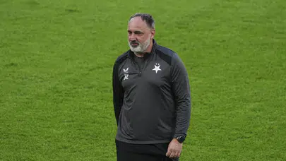 Slavia Prag Teknik Direktörü Jindrich Trpisovsky'den Fenerbahçe Açıklaması
