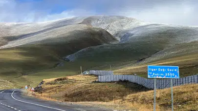 Ardahan'a sezonun ilk karı düştü