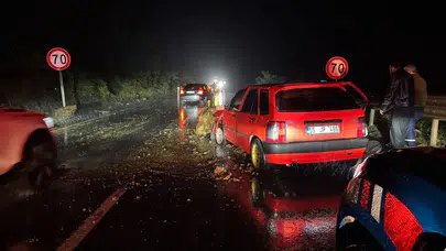 Alaplı-Akçakoca Kara Yolunda Kaya Düşmesi Tehlikesi