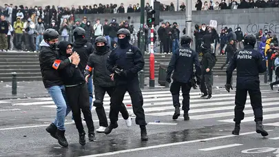 Belçika'da Kemer Sıkma Politikalarına Karşı Büyük Protesto