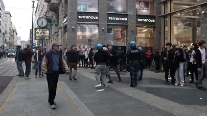 İtalya'nın Milano Şehrinde Şiddetli Protestolar: 160 Gözaltı
