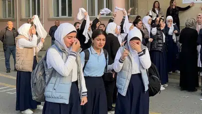 Azerbaycan'da Okullarda Başörtüsü Kısıtlaması Protestolara Yol Açtı