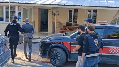 Çekmeköy'de iki işçiyi uzun namlulu silahla tehdit eden iki şüpheli yakalandı