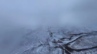 Palandöken'e sezonun ilk karı yağdı