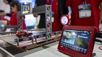 TEKNOFEST'te Trafik Kazalarını Önleyen Yerli Proje