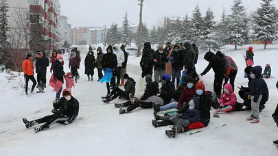 Pazartesi günü Hakkari’de okullar tatil olacak mı?